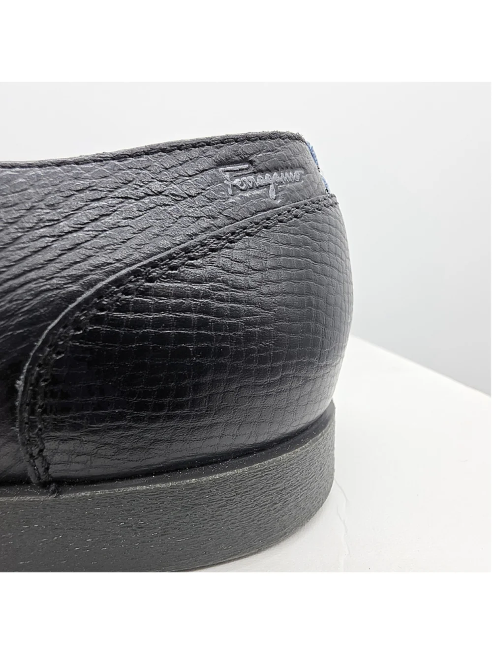 Salvatore Ferragamo World Derby Shoes Mens 8.5 EE Black Pebble Grain Leather...